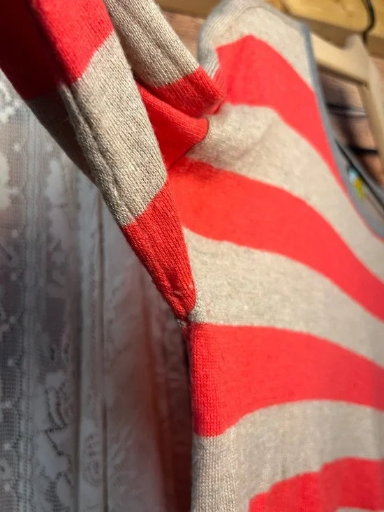 C&C California Striped Red and Tan Cashmere Blend Sweater (149) - Picture 5 of 13